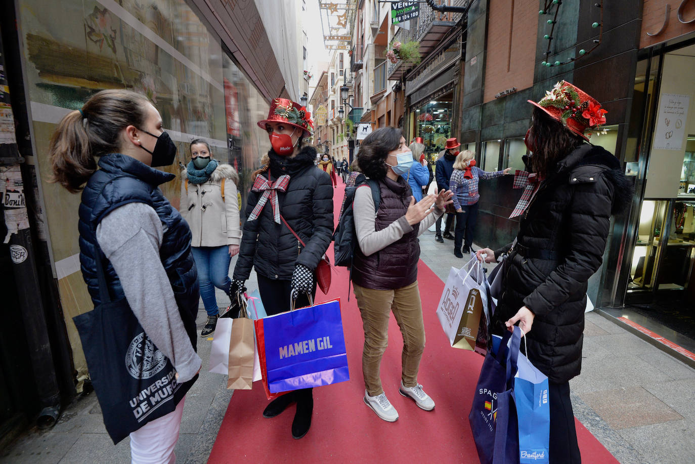 Fotos: De compras por Murcia a lo Paris Hilton