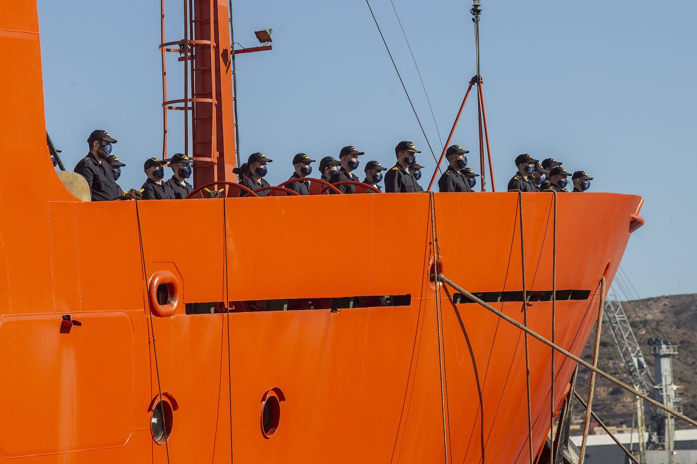 Fotos: El buque &#039;Hespérides&#039;, de la Armada Española, sale hacia la Antártida