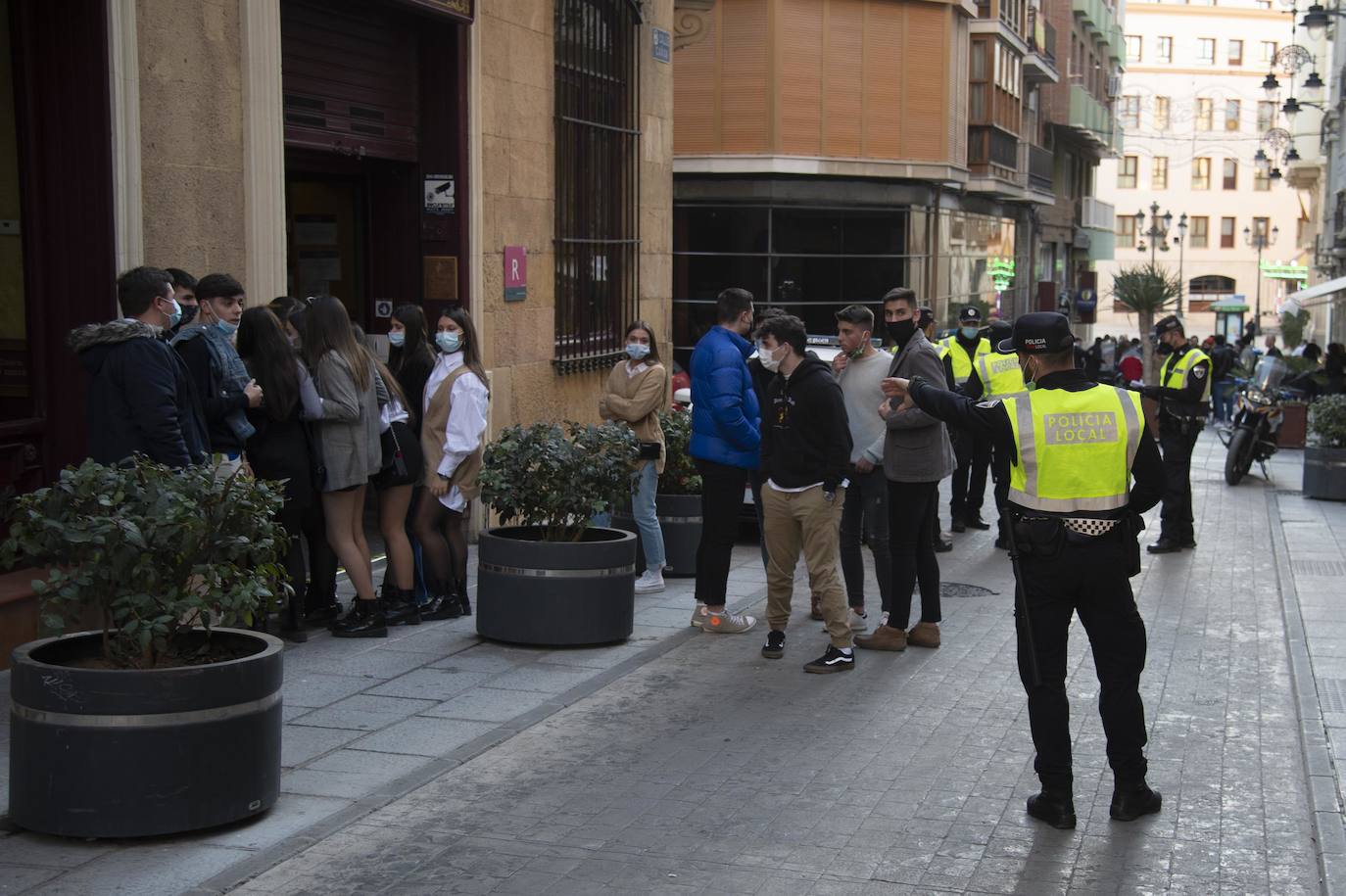 Fotos: Ambiente en Cartagena durante el &#039;tardeo&#039; de Nochevieja