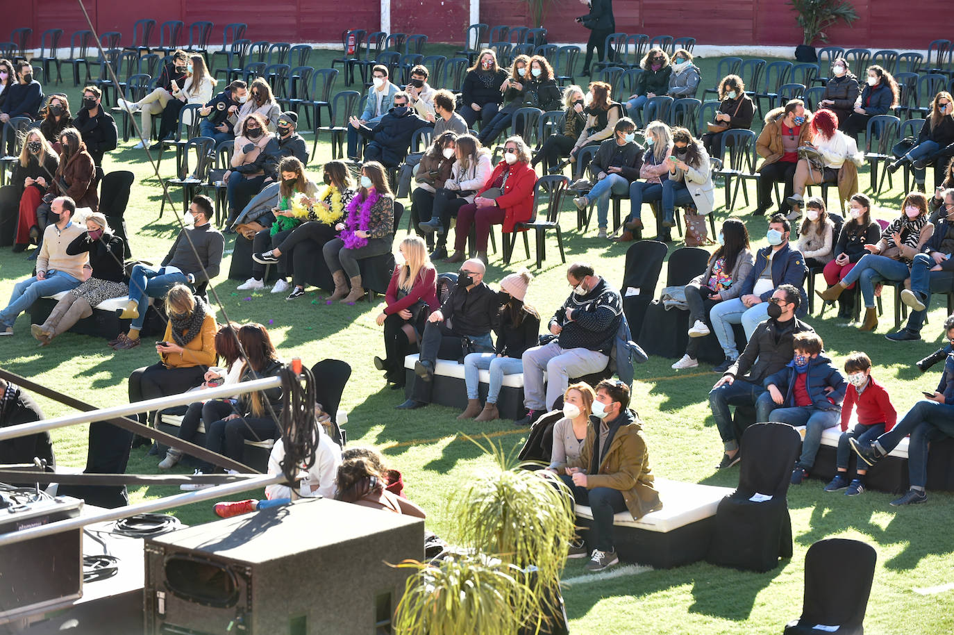 Fotos: Varry Brava y Don Fluor reciben con música el 2021