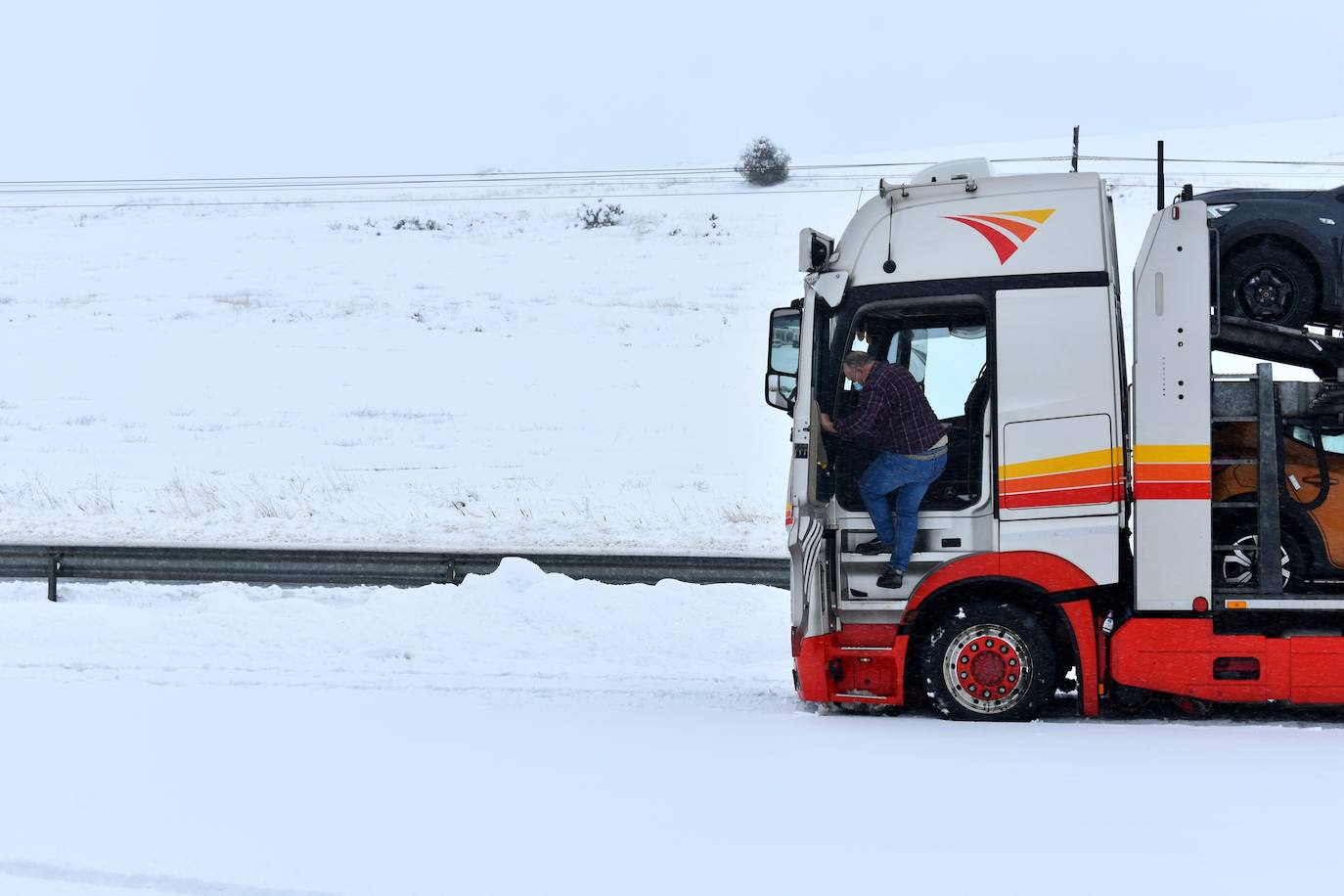 Fotos: La nieve pinta de blanco el Noroeste de la Región de Murcia