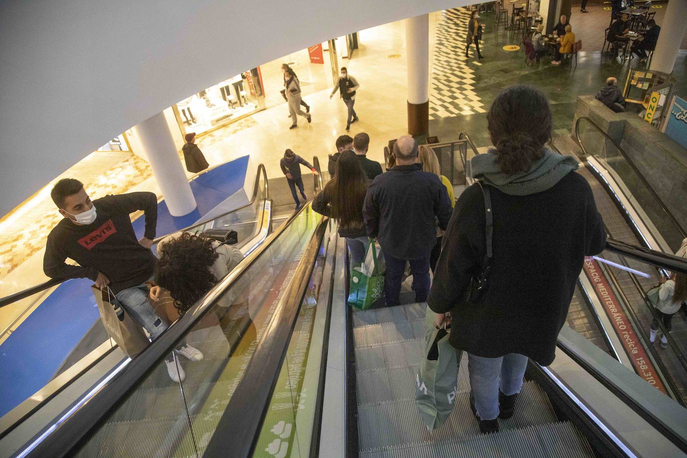 Fotos: Malas perpectivas en las rebajas de Cartagena