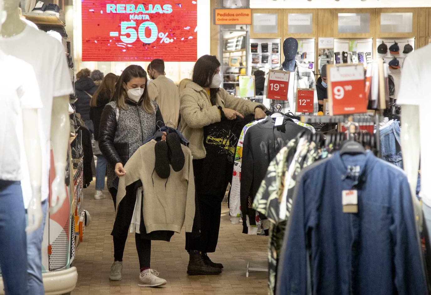 Fotos: Malas perpectivas en las rebajas de Cartagena