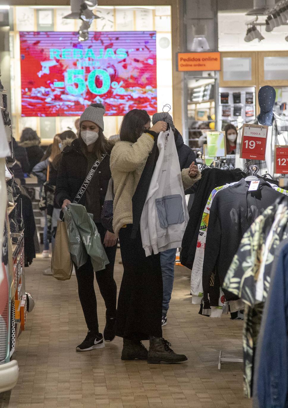 Fotos: Malas perpectivas en las rebajas de Cartagena