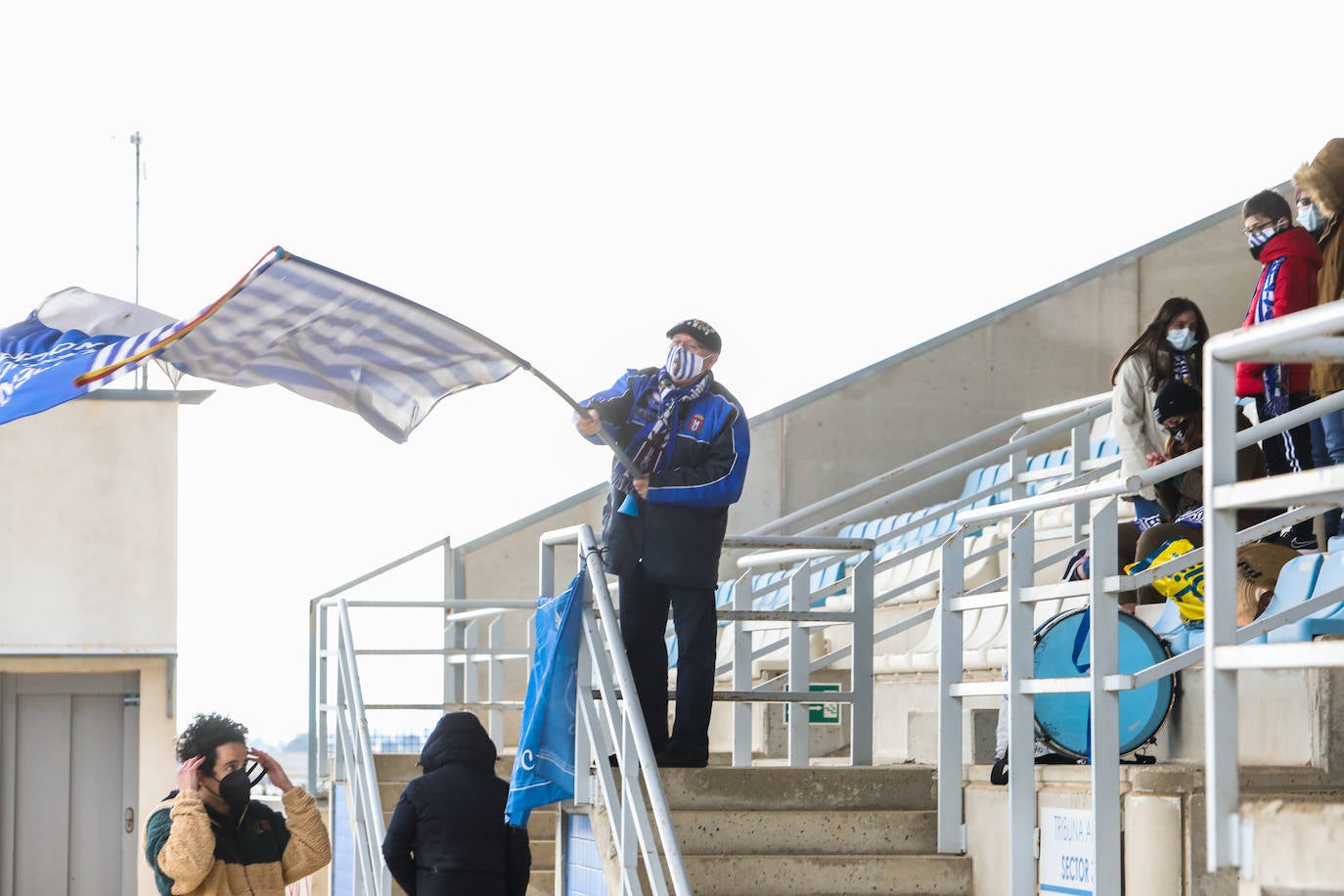 Fotos: La derrota del Lorca Deportiva ante el Linares Deportivo, en imágenes