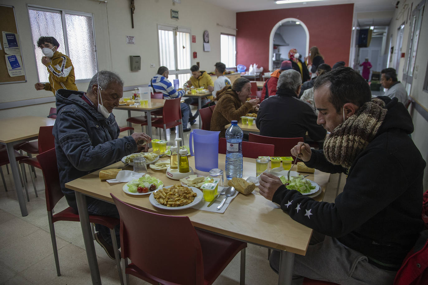 Fotos: Más de 1.100 personas reciben ayuda social en Cartagena por la ola de frío