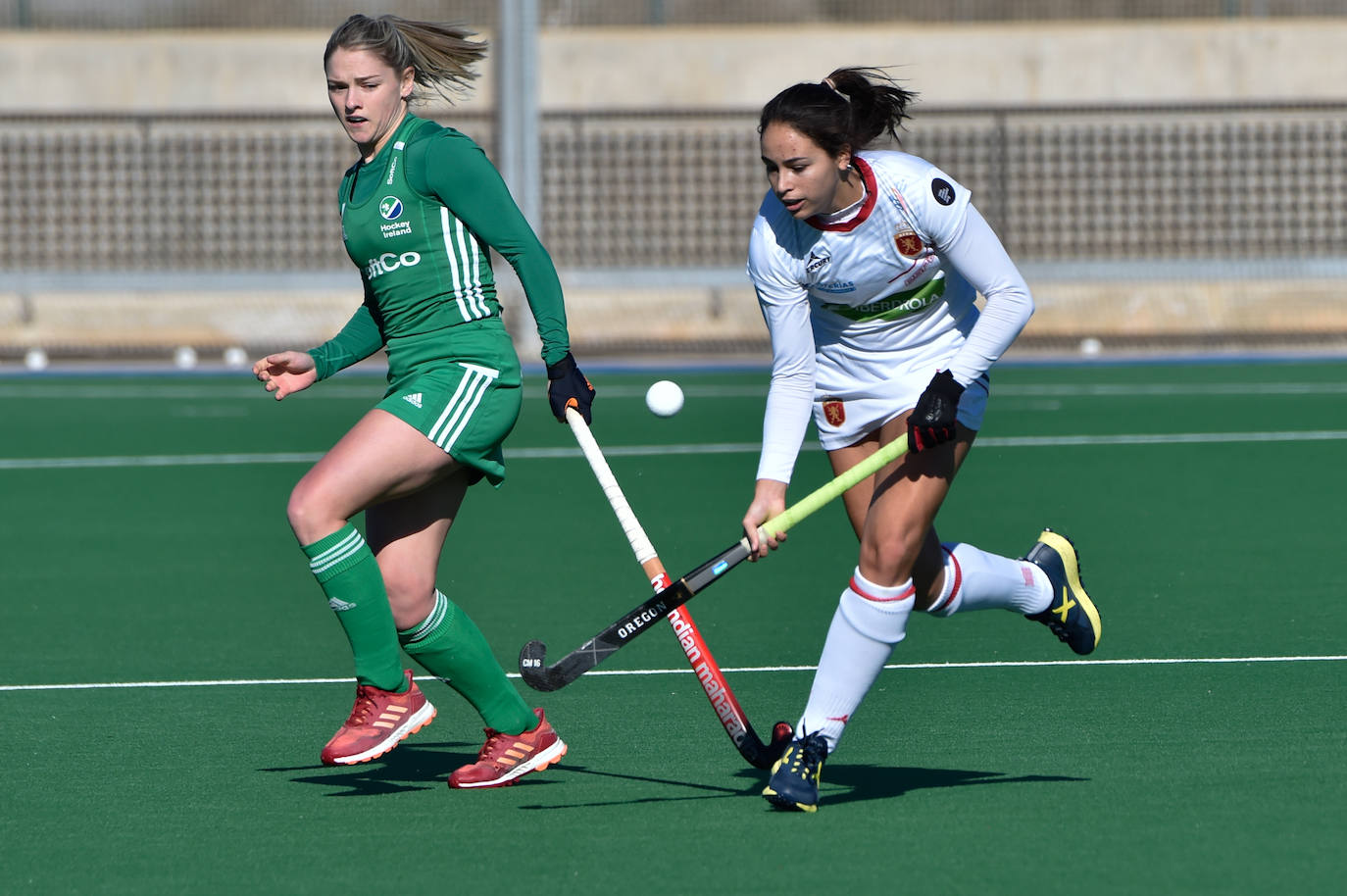 Fotos: La selección de hockey disfruta en Santomera