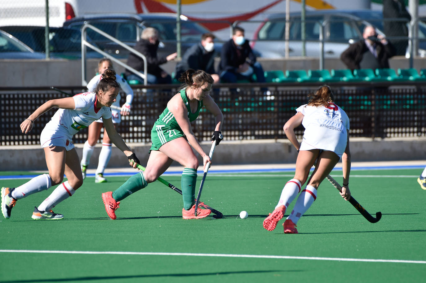 Fotos: La selección de hockey disfruta en Santomera
