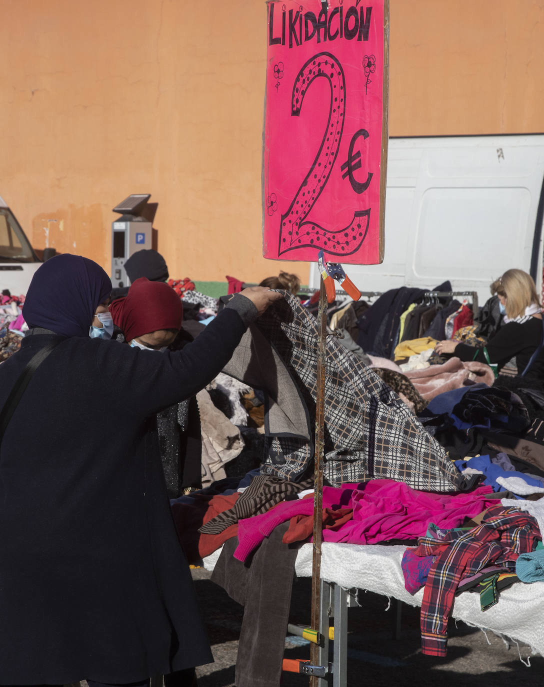Fotos: El mercado del Cenit se llena de clientes