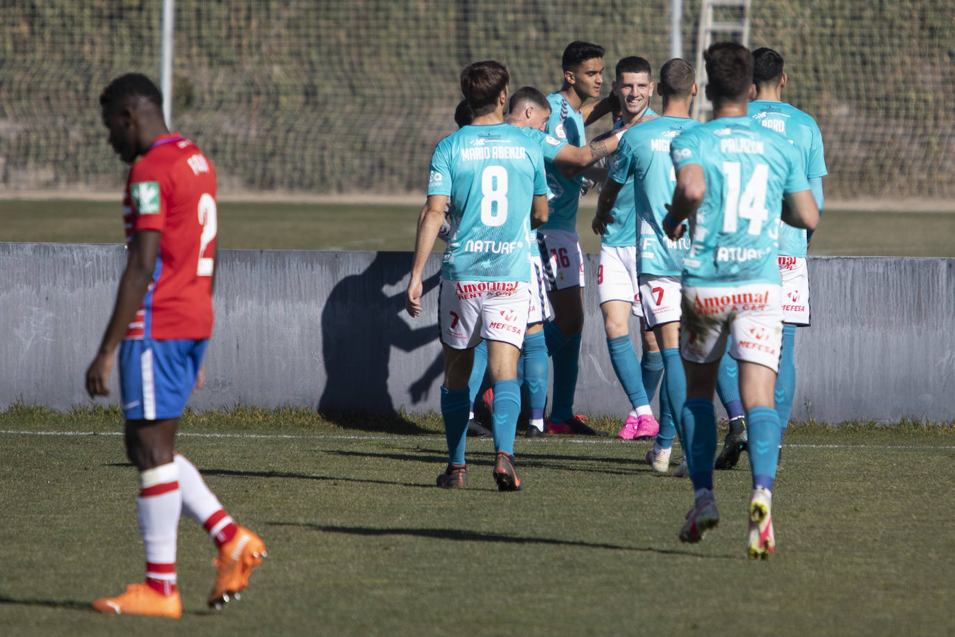 Fotos: El Murcia logra un triunfo de oro en Granada