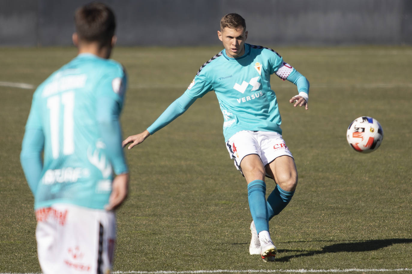 Fotos: El Murcia logra un triunfo de oro en Granada