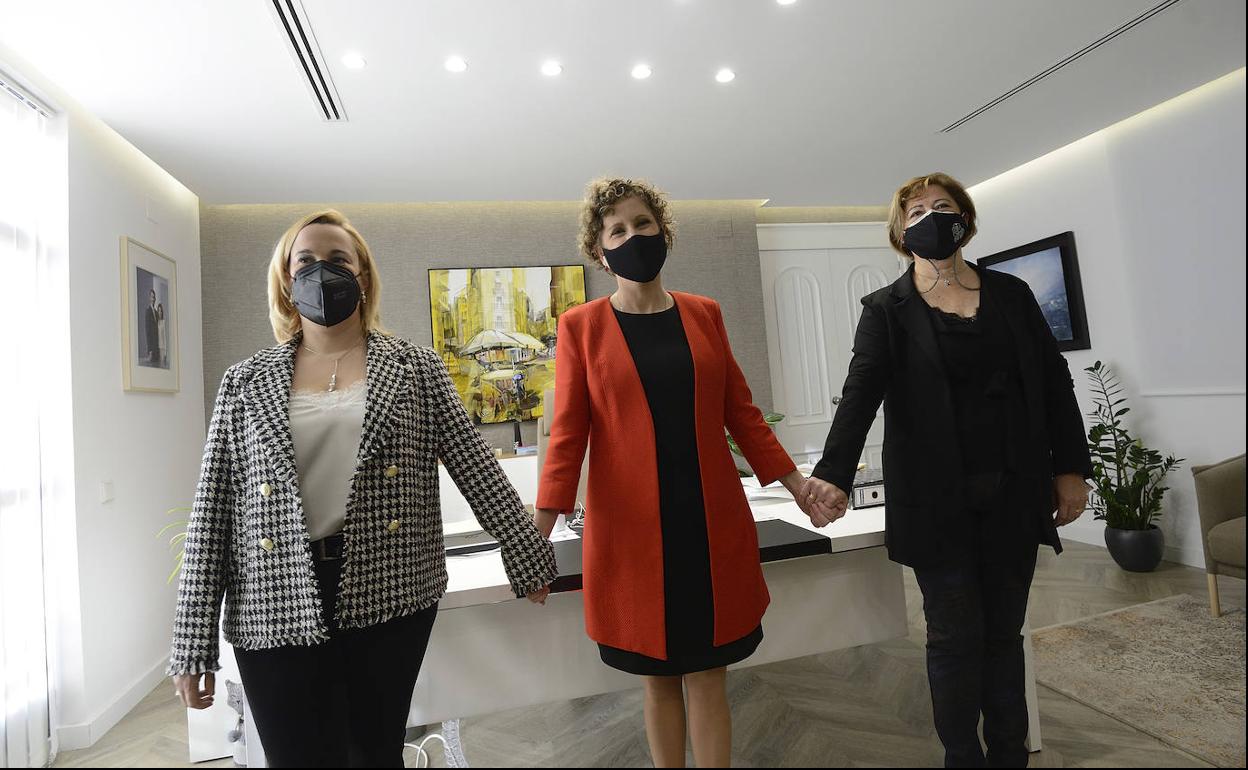 Sandra Díez, Esther Clavero y Fuensanta Martínez.