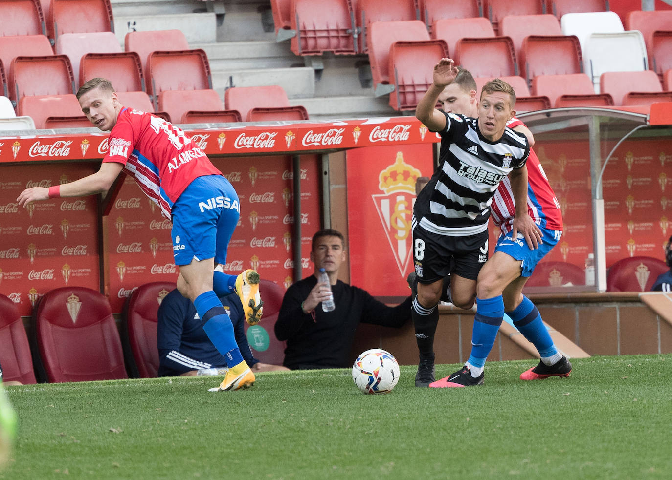 Fotos: Las imágenes del Sporting - FC Cartagena