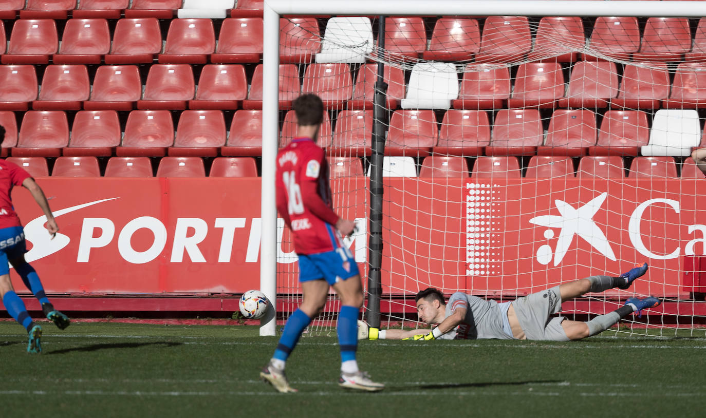 Fotos: Las imágenes del Sporting - FC Cartagena
