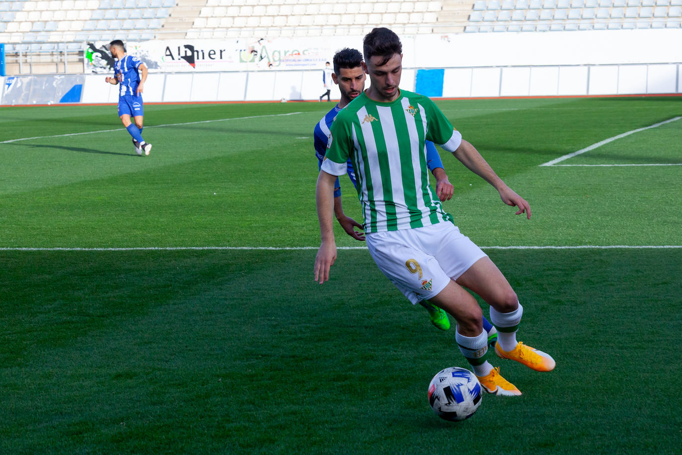 Fotos: El Lorca Deportiva cae ante el Betis