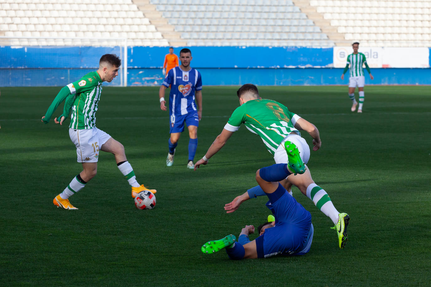 Fotos: El Lorca Deportiva cae ante el Betis