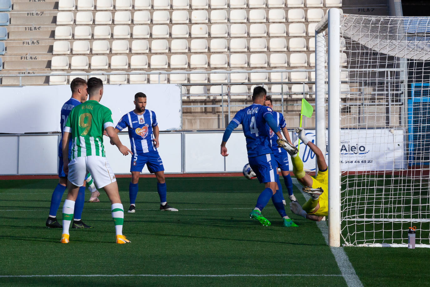 Fotos: El Lorca Deportiva cae ante el Betis