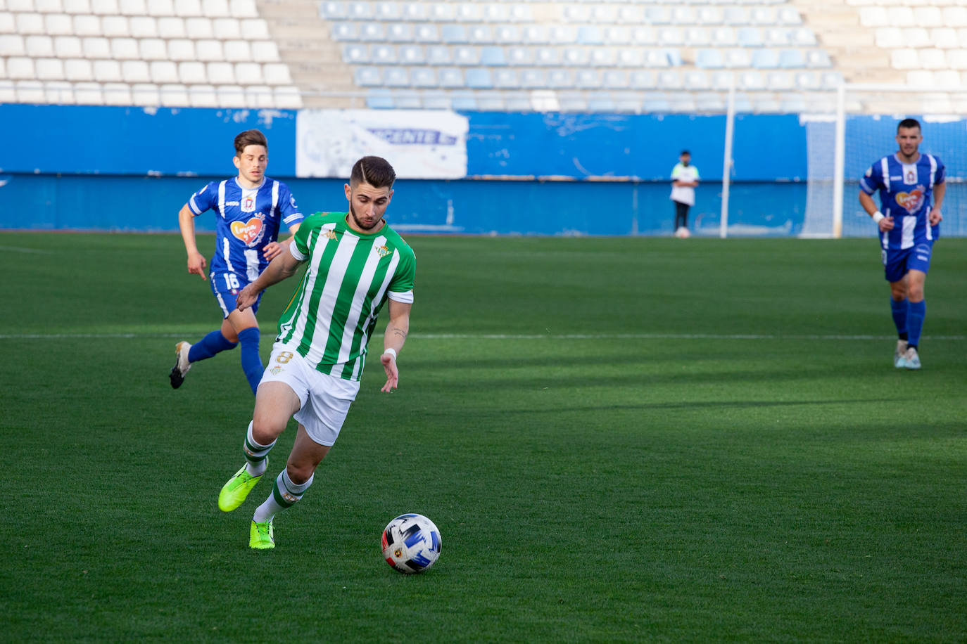 Fotos: El Lorca Deportiva cae ante el Betis