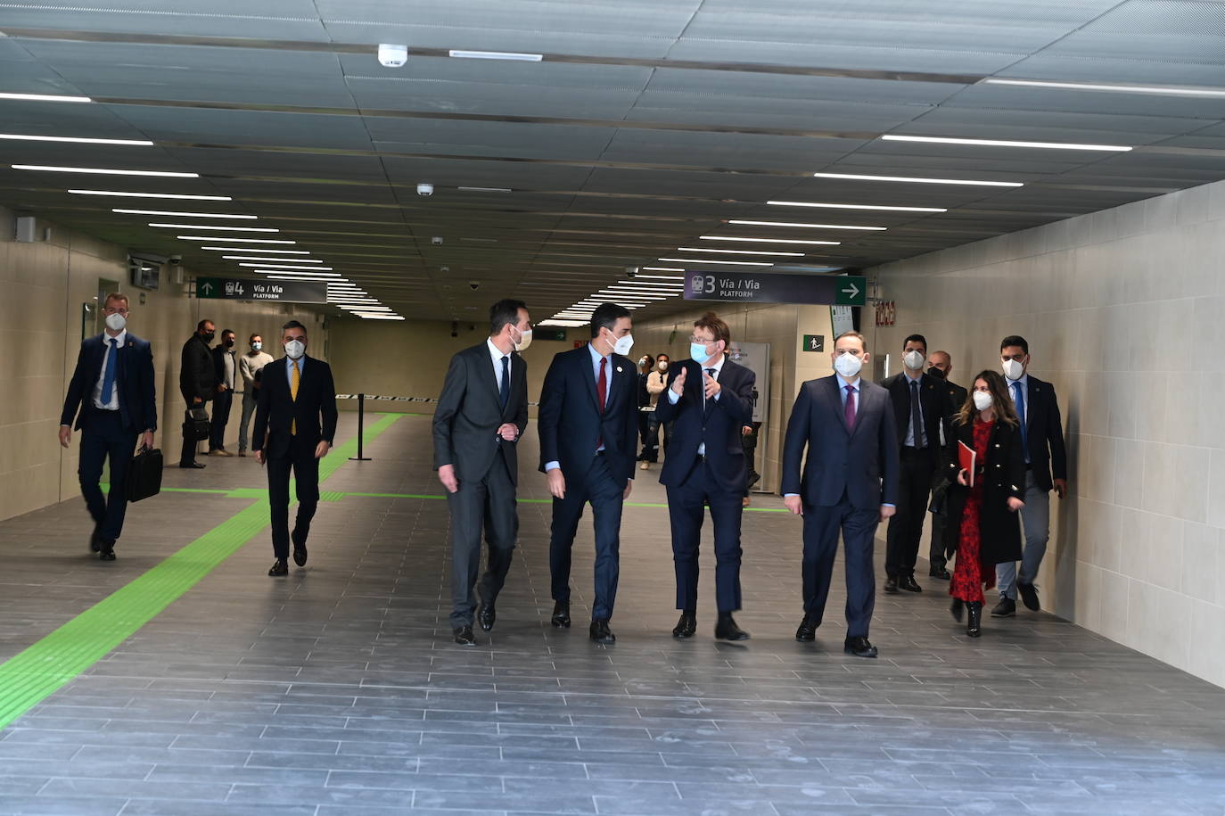 Fotos: Inauguración de la línea de AVE Orihuela-Madrid que contó con la presencia de Pedro Sánchez