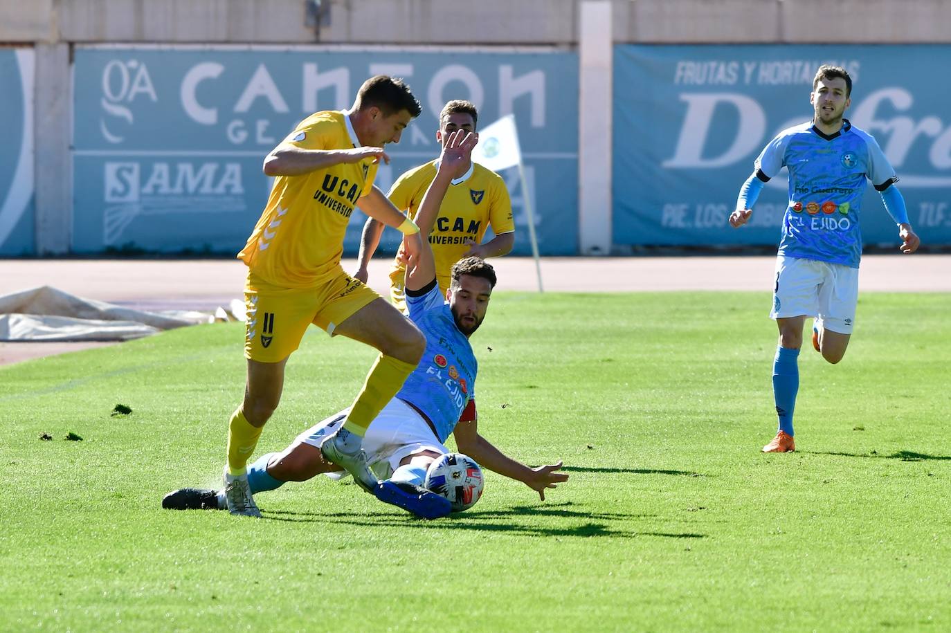 Fotos: La falta de puntería condena a un UCAM que no sale de su mala racha