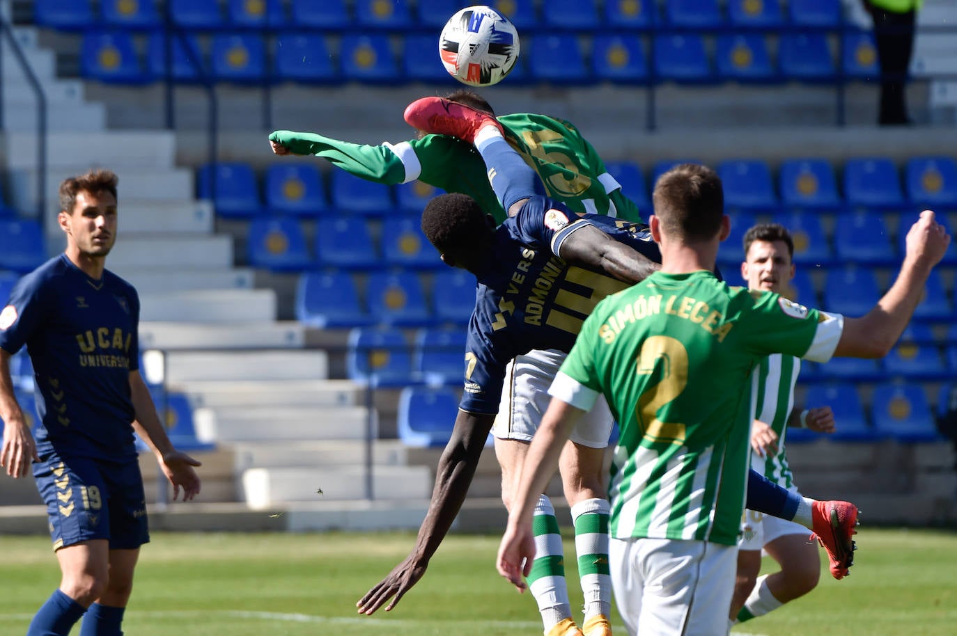 Fotos: El empate entre el UCAM Murcia CF y el Betis, en imágenes