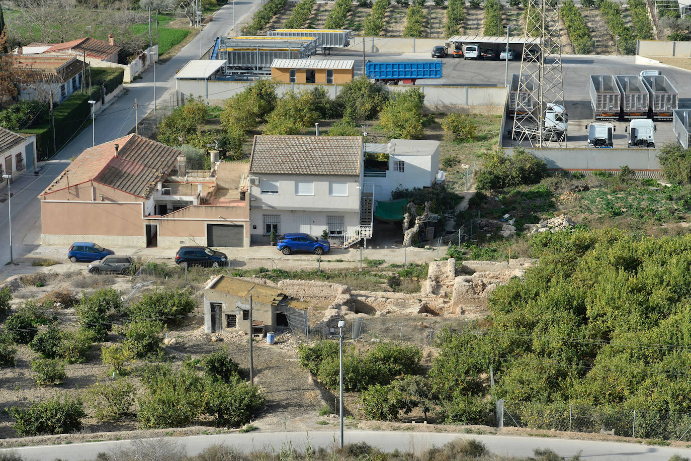 Fotos: Visita al Palacio Mardanisí del Castillejo de Monteagudo, donde comienzan los trabajos de georradar