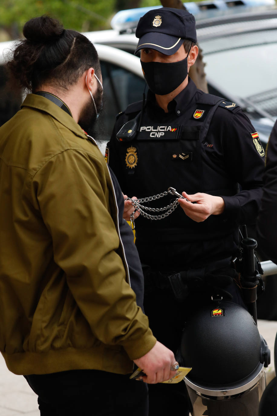 Fotos: Concentración «contra la violencia y la brutalidad policial» en Murcia