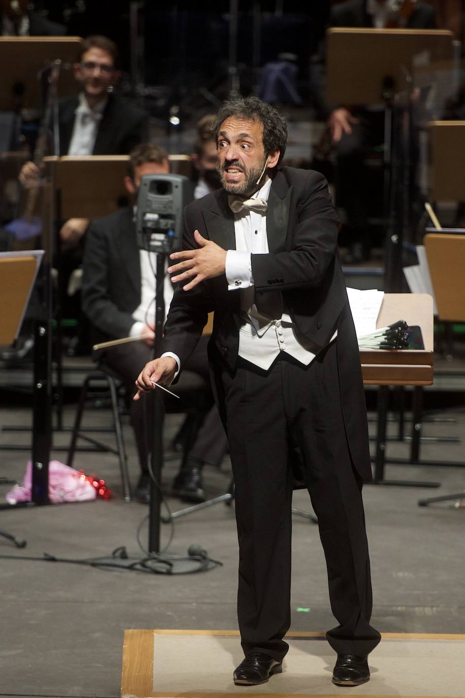 Fotos: Música y humor con la Sinfónica y Zapata Tenor