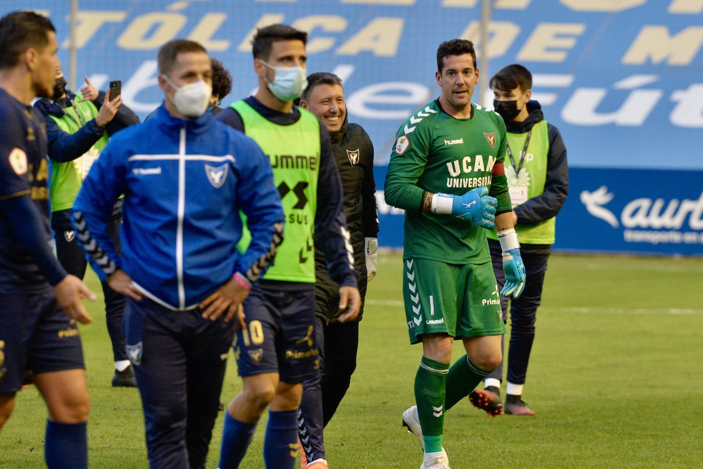 Fotos: Victoria del UCAM ante el Yeclano en el BeSoccer La Condomina