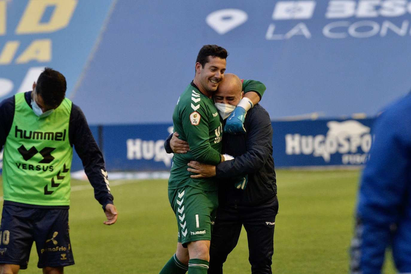 Fotos: Victoria del UCAM ante el Yeclano en el BeSoccer La Condomina