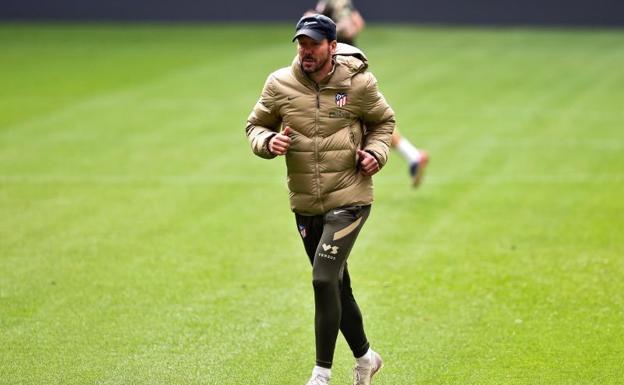 Diego Pablo Simeone, durante un entrenamiento en la Ciudad Deportiva Wanda. 