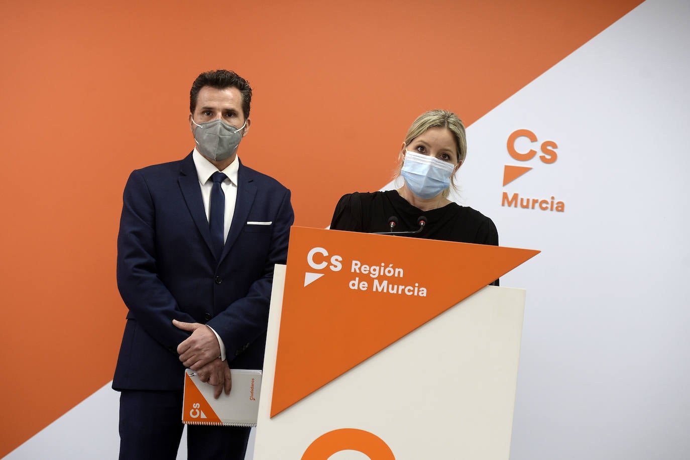 Fotos: Ana Martínez Vidal explica la moción de censura presentada junto al PSOE