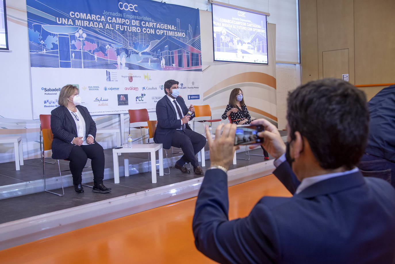 Fotos: COEC avisa de que sin AVE ni Corredor la economía comarcal se ralentizará