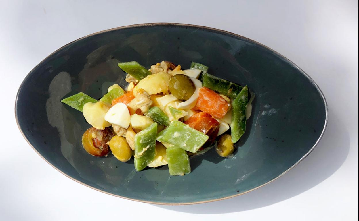 Ensalada de verduras y berberechos