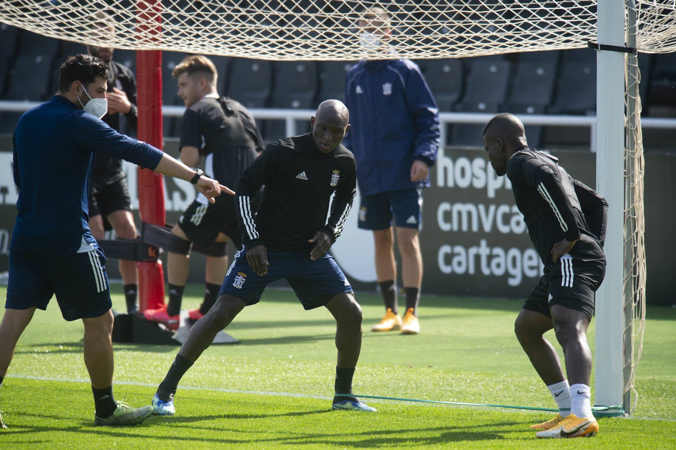 Fotos: El Cartagena se entrena para enfrentarse a la Ponferradina