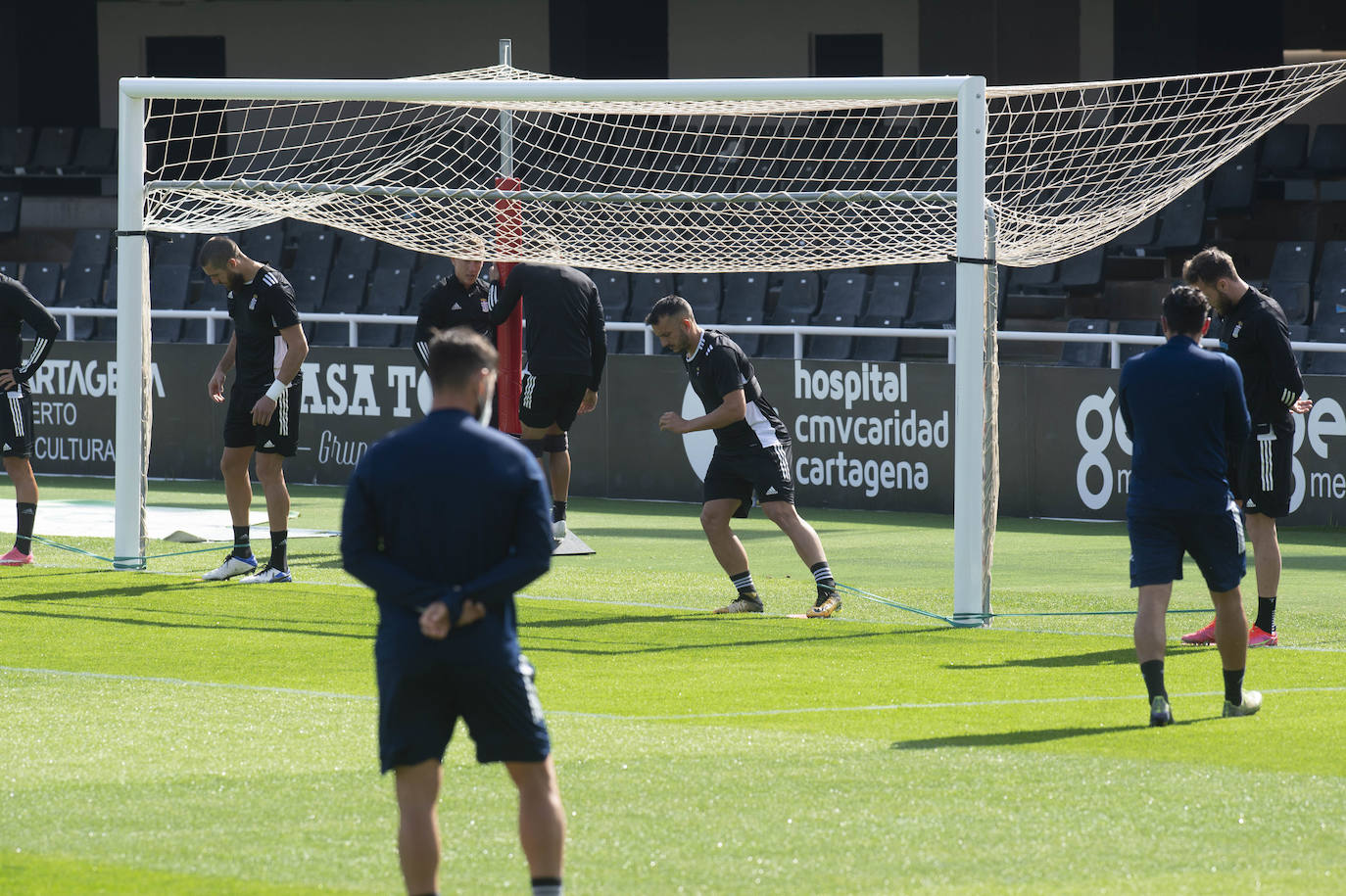 Fotos: El Cartagena se entrena para enfrentarse a la Ponferradina