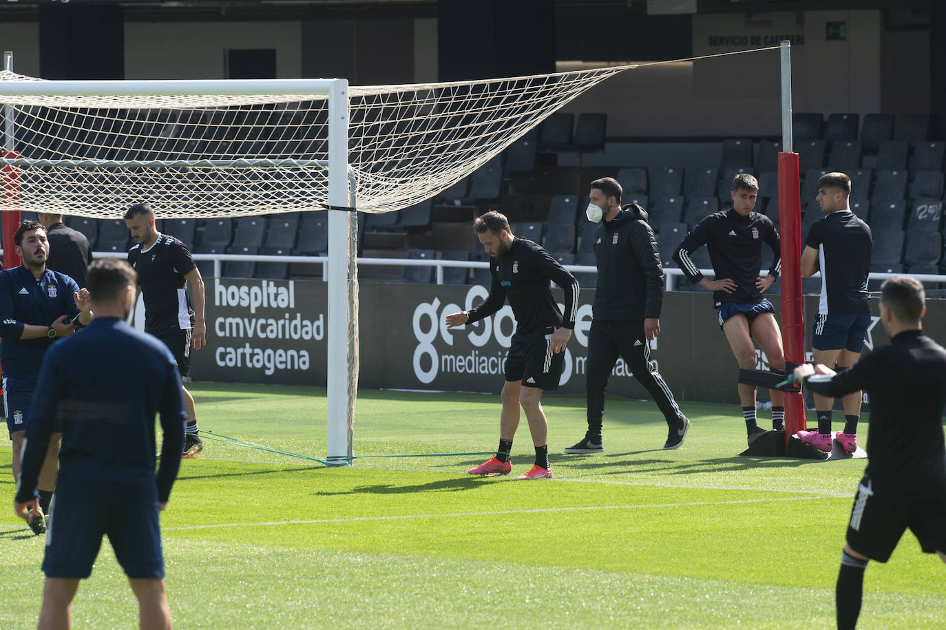Fotos: El Cartagena se entrena para enfrentarse a la Ponferradina