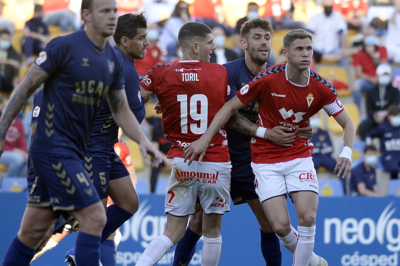 Fotos: El empate entre el UCAM Murcia y el Real Murcia, en imágenes