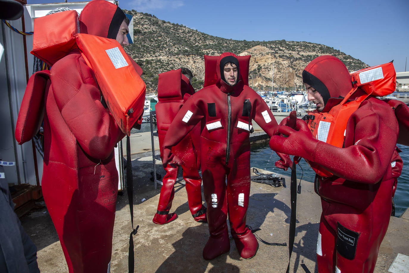 Fotos: El instituto Hespérides logra el reconocimiento mundial de 3 ciclos de FP