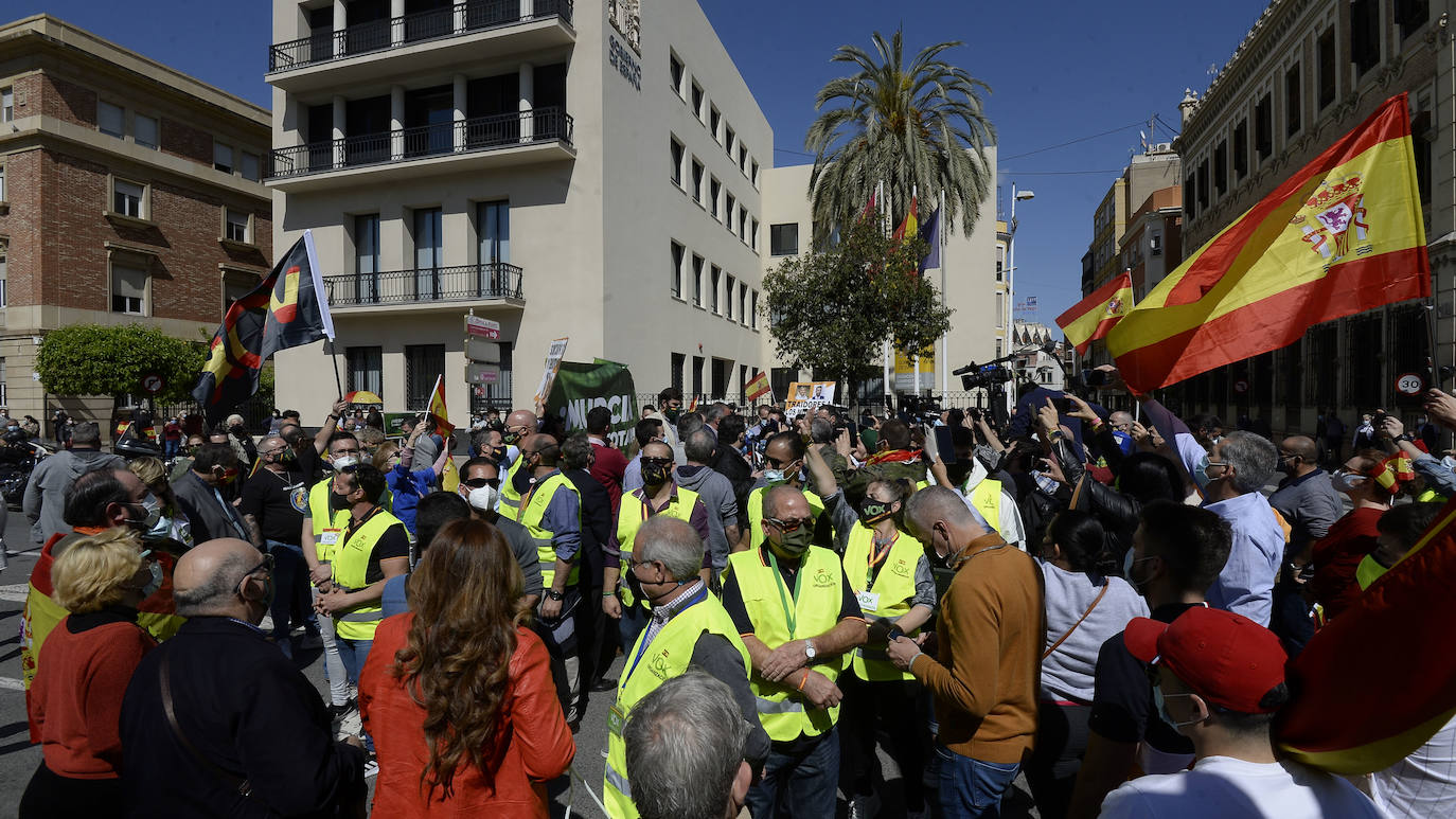 Fotos: La protesta de Vox en Murcia para exigir elecciones anticipadas, en imágenes