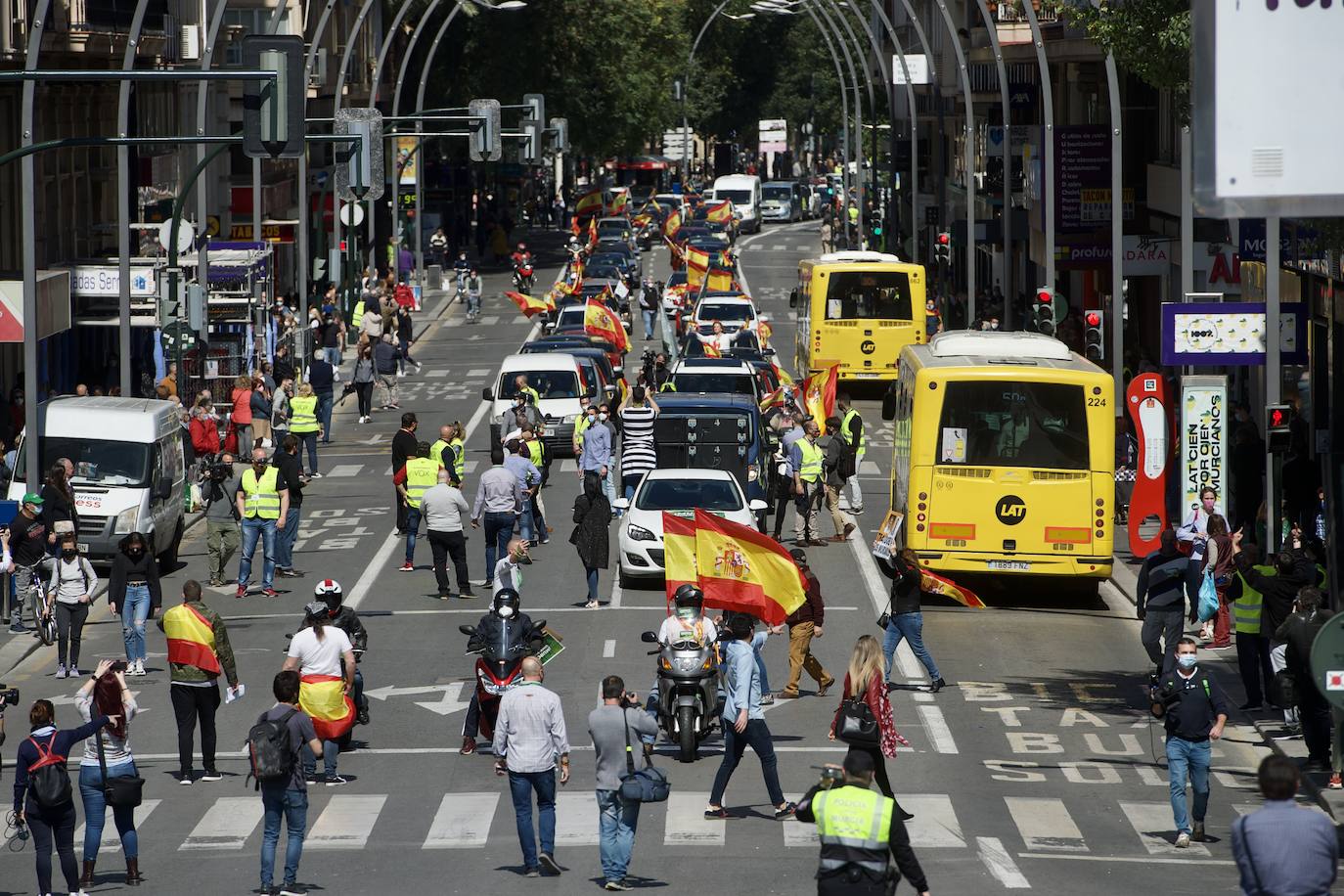 Fotos: La protesta de Vox en Murcia para exigir elecciones anticipadas, en imágenes