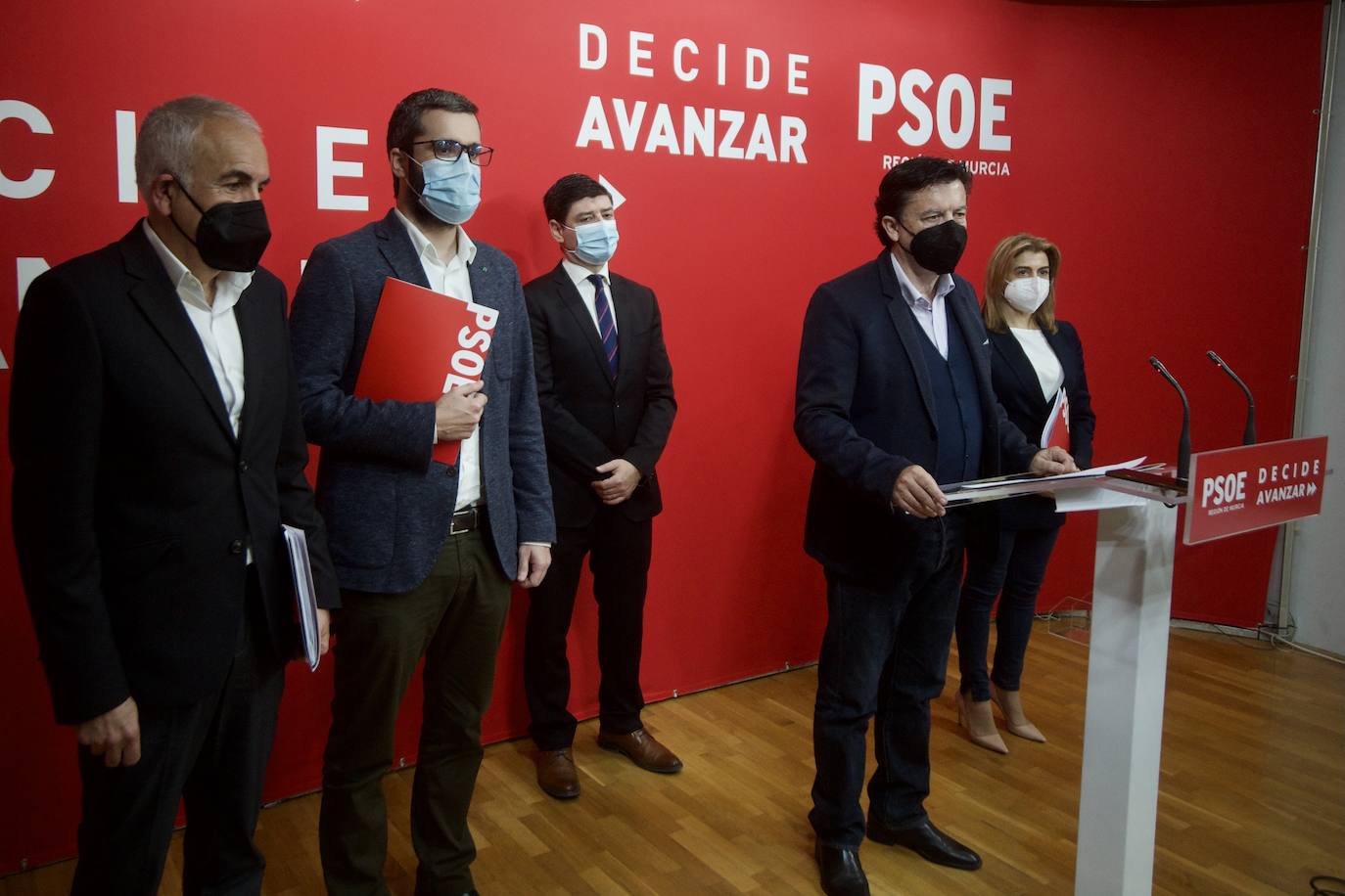Fotos: Reunión de trabajo entre PSOE y de Ciudadanos