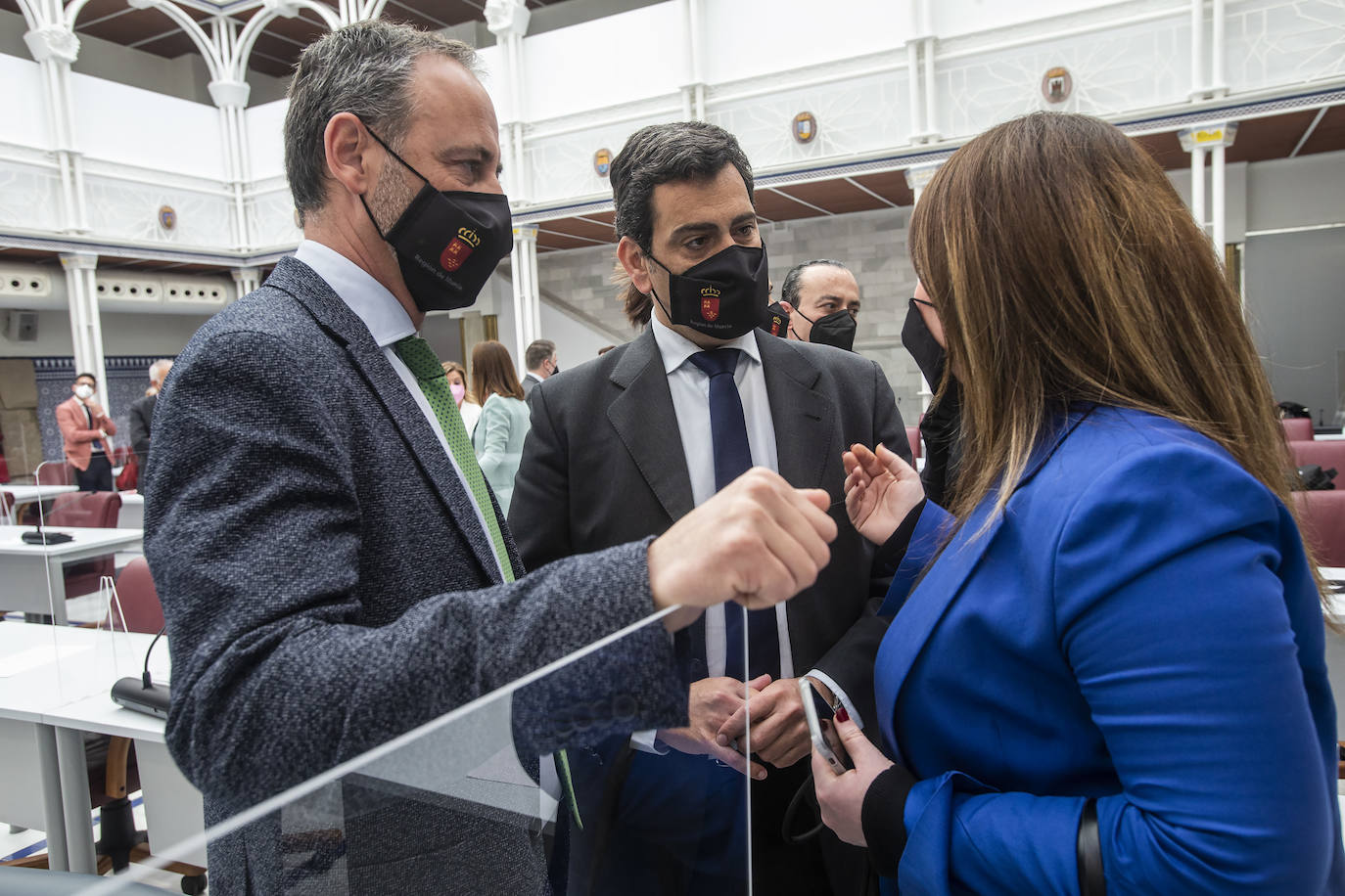 Fotos: Debate de la moción de censura en la Asamblea regional