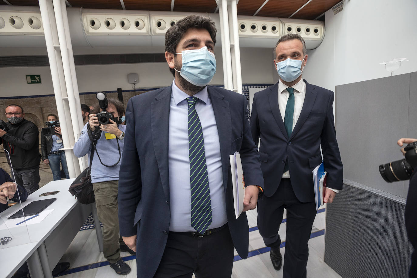 Fotos: Debate de la moción de censura en la Asamblea regional