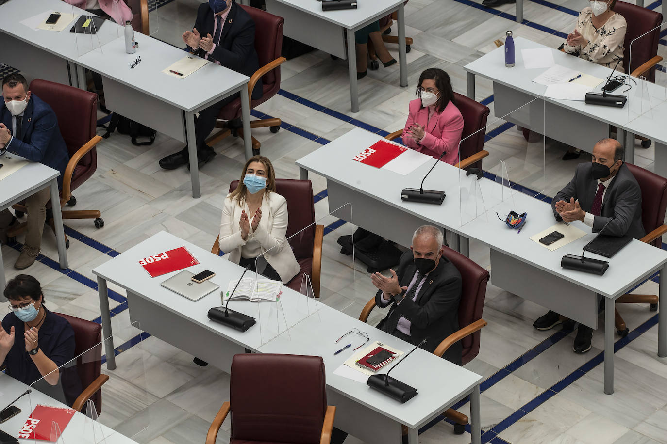 Fotos: Debate de la moción de censura en la Asamblea regional