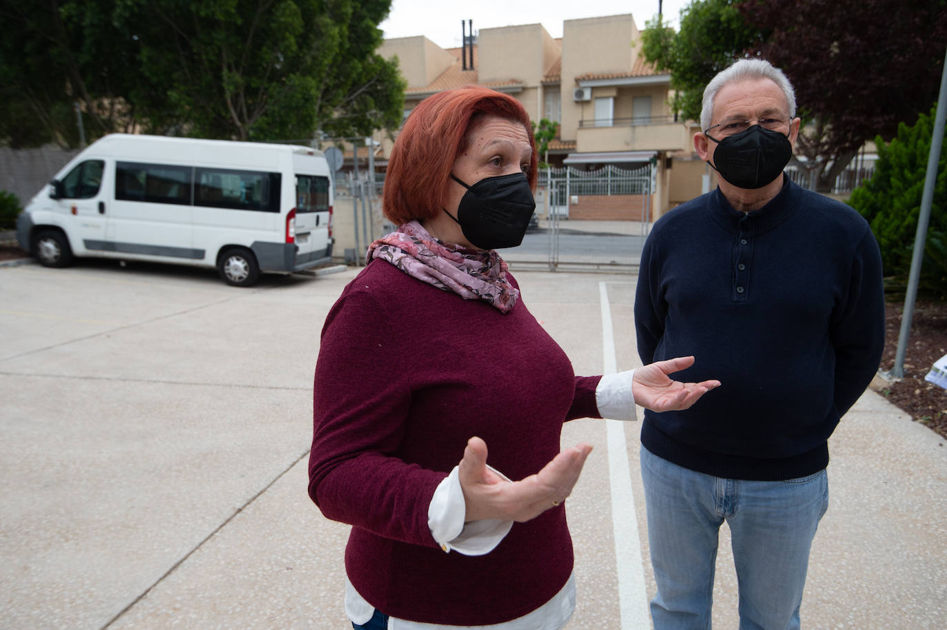 Fotos: Primera salida de dos hermanas de la residencia de discapacitados de Churra desde el inicio de la pandemia