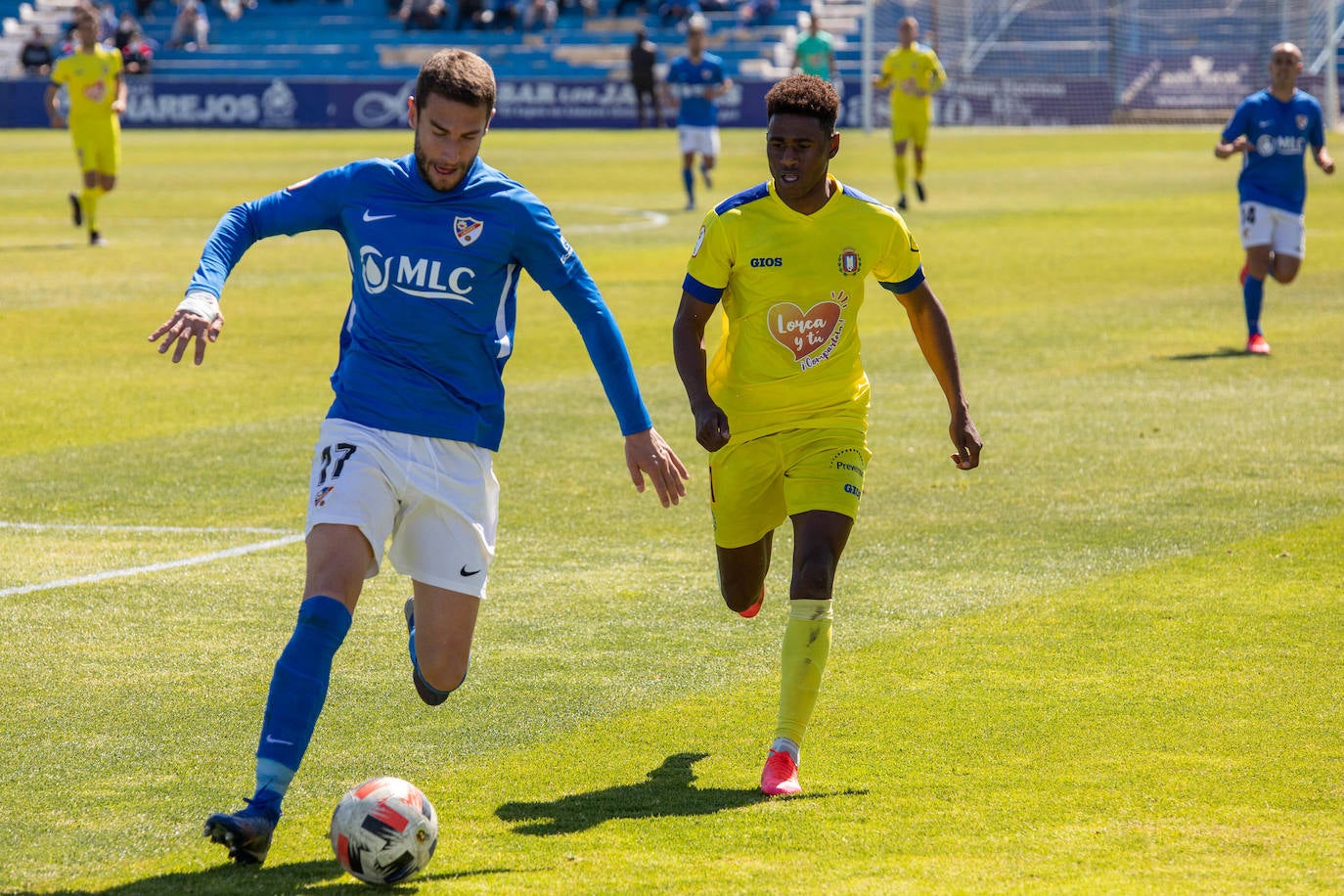 Fotos: El Lorca Deportiva vuelve a caer en Linares