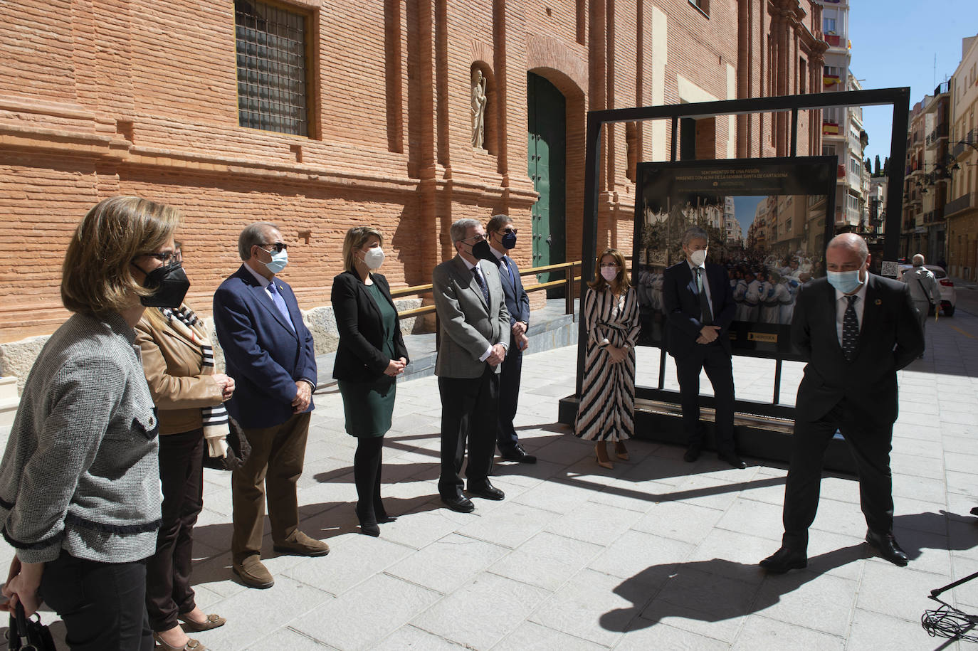 Fotos: El Ayuntamiento de Cartagena y el diario La Verdad tran la Semana Santa a las calles de la ciudad