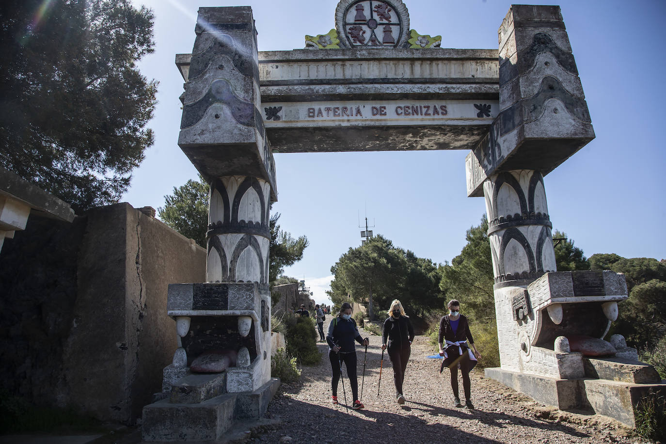 Fotos: Refuerzan la vigilancia en los montes de Cartagena ante el aumento de senderistas