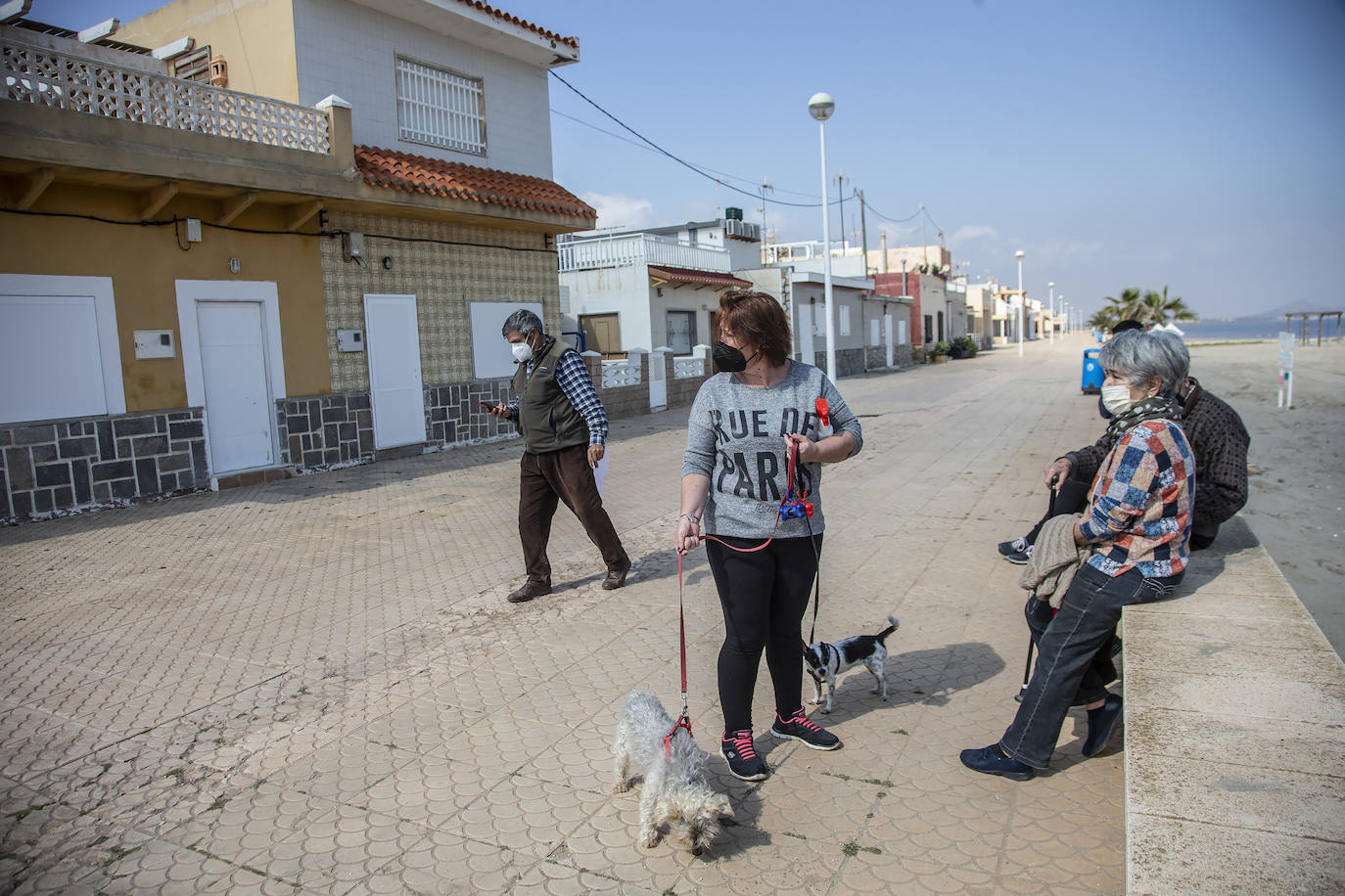 Fotos: Los dueños de la primera casa de Los Nietos con orden de derribo se niegan a entregar las llaves